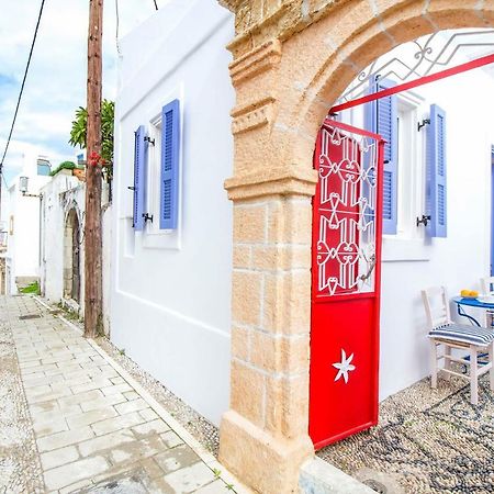 The Red Door In Koskinou Koskinou  Exterior photo